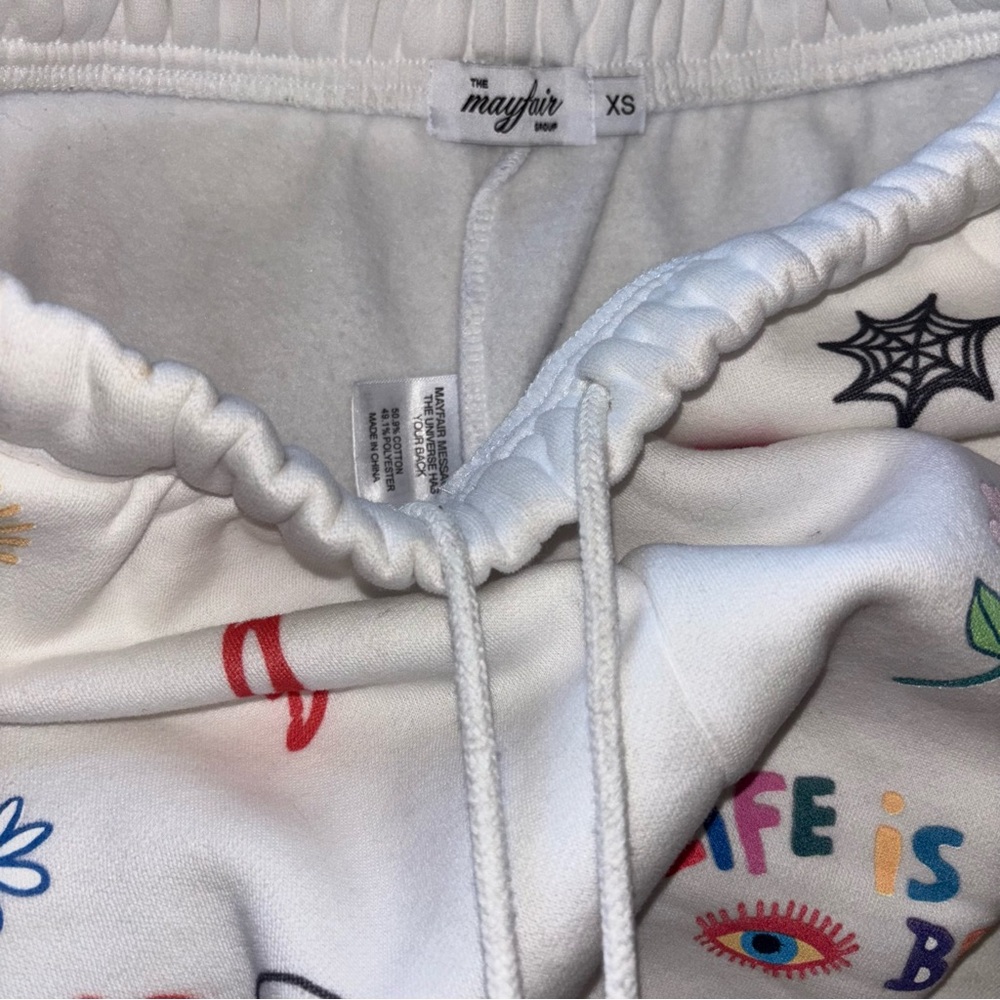 Mayfair x iscreamcolour Somebody Loves You Sweatshorts XS Revolve Streetwear - Picture 12 of 12